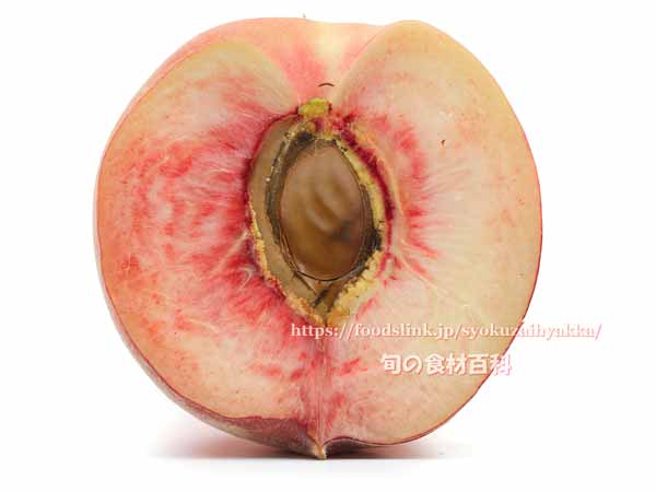 桃（もも）の栄養価と効能　イメージ：川中島白桃の断面