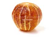 皮を剥いたタロッコ種ブラッドオレンジ