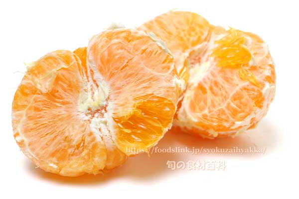 皮を剥いた清見（きよみ）,タンゴール,オレンジ,みかん,柑橘