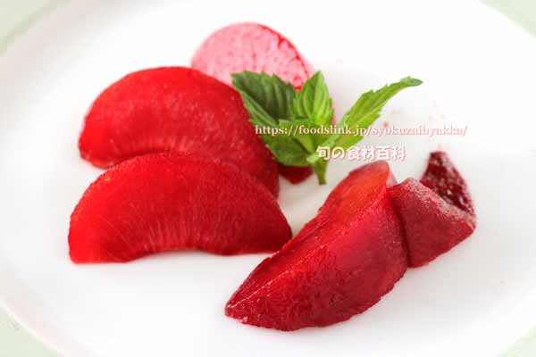 プラム・ハリウッドの赤い果肉　スモモ